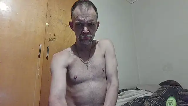 Živý XXX chat TooFknHorny7676@xh