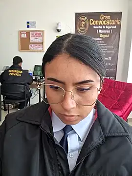 Angela__05 élő XXX-chatje