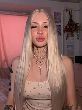 Show modela madelinexx na web-kameri