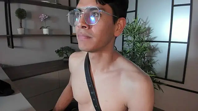 Chat XXX en directo de angeldivaco_