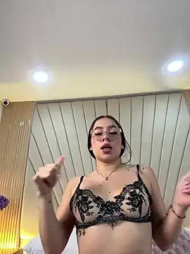 Živý XXX chat MiaBerry_
