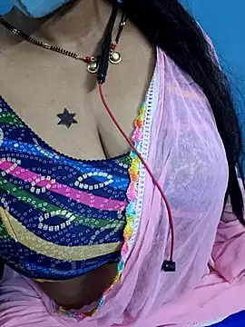 دردشة Tamil_Vennila_ الجنسية المباشرة