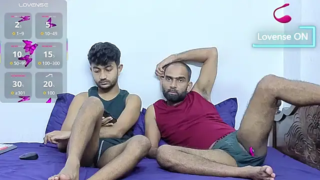 DesiDaddyandSon – Live XXX-chat
