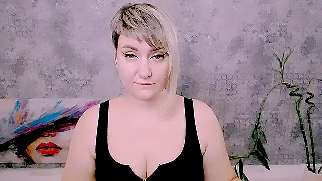 Chatroom XXX en direct de Djullia