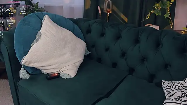 XXX chat uživo modela InesPiek