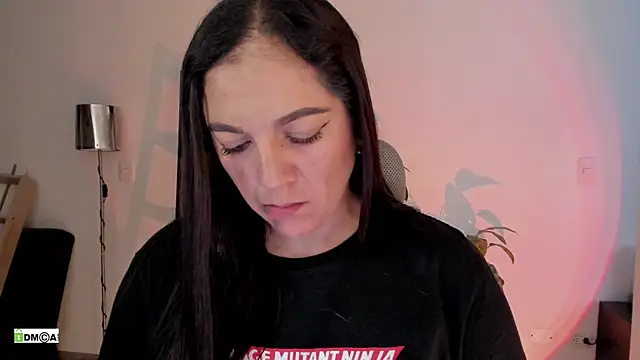 urcute_kitten Live XXX-Chat