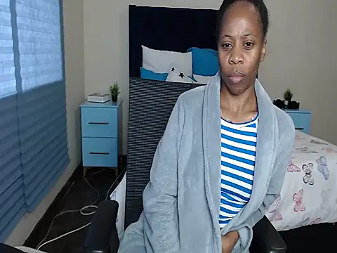 QUEENMANDYY Live XXX-Chat