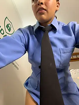 KateRouseeのライブXXXチャット