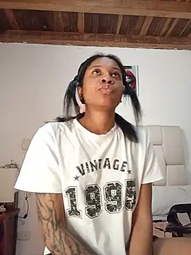 Zaira_Rose_ Obrolan Langsung XXX