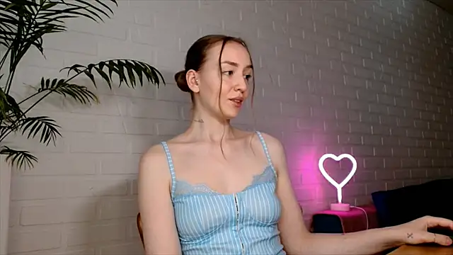 WhitePrincessLuna Chat XXX live