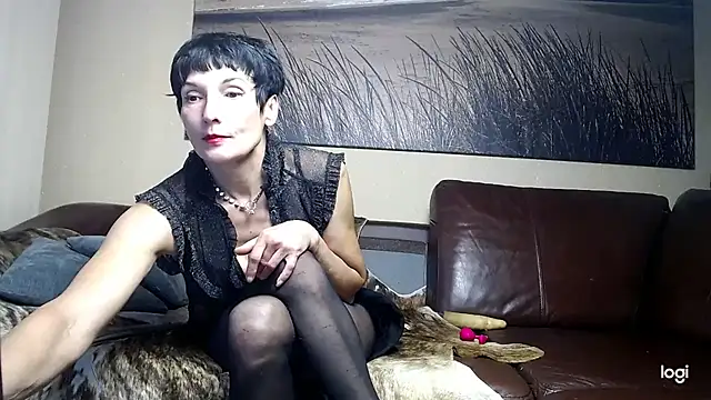 Czat XXX na żywo – ElizabethLong