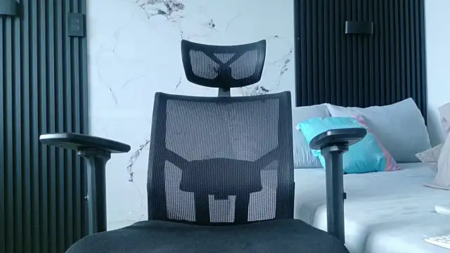 Czat XXX na żywo – Noah_tyler_