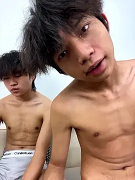-OvO- Live XXX-Chat