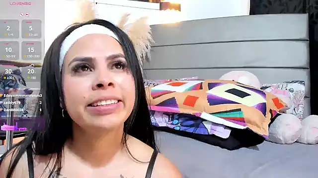 Julieta_Coopeer_ élő XXX-chatje