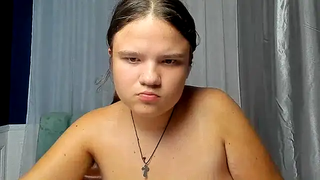 AdeleCruz live XXX chat