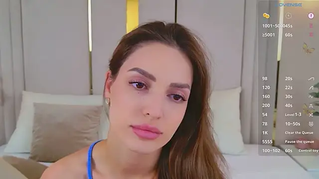 BellaHalles live XXX chat