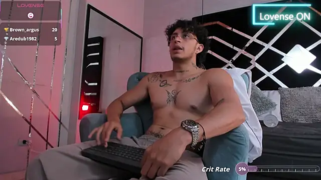 JayTaylorr Chat XXX in diretta