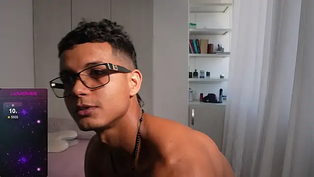 Paradise_boy__ Live XXX-chat