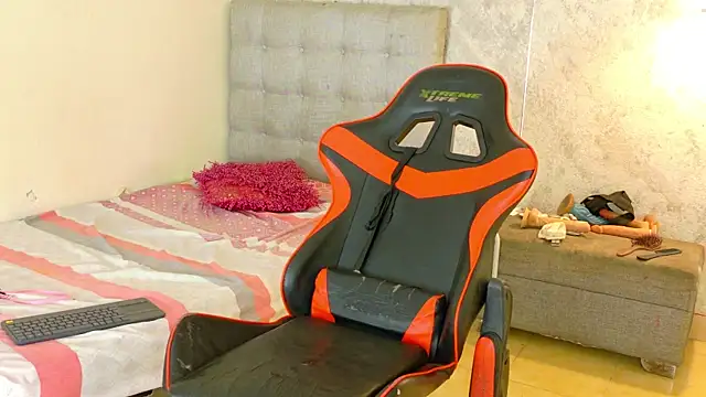 molly_0_'s Live XXX Chat
