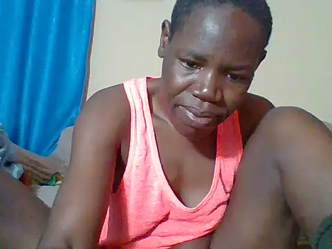 Blacksexyqueen24's Live XXX Chat