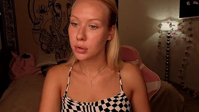 pureeangel's Live XXX Chat