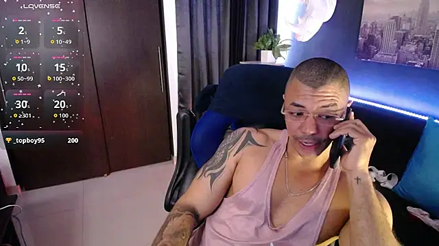 Онлайн чат XXX Zed_ferrer