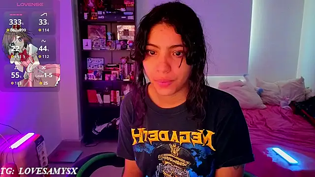Lovelyamyy – Live XXX-chat