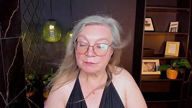 XXX chat uživo modela NataliMellow