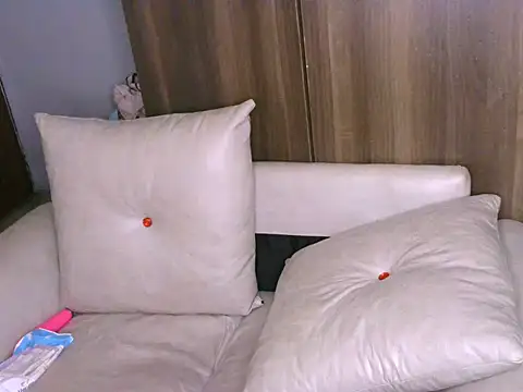 Bustycece Chat XXX in diretta