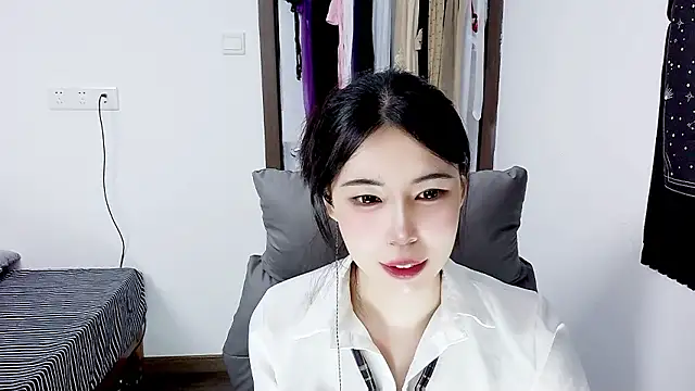 Aug_12puppy's Live XXX Chat