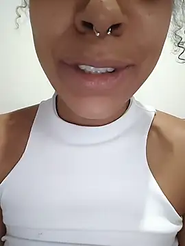 Julia_Pretinha's Live XXX Chat