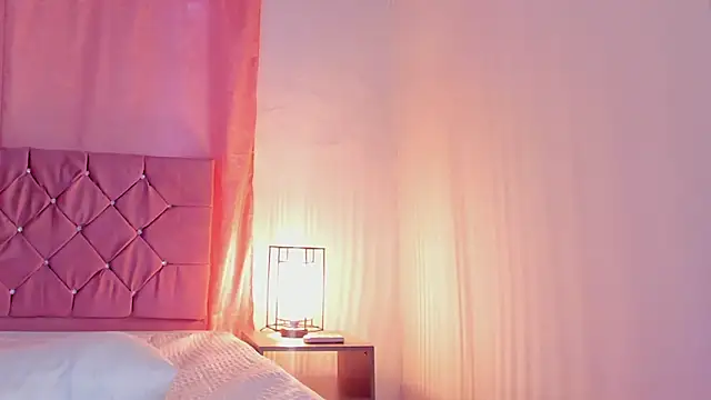 แชท XXX สดของ NaylaRosse