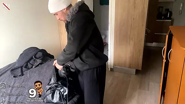 Emanuell__'s Live XXX Chat