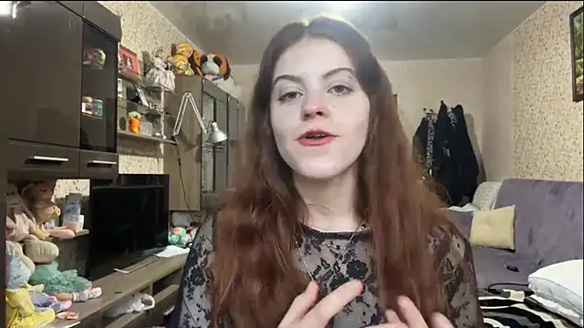 BuzzingRaid's Live XXX Chat