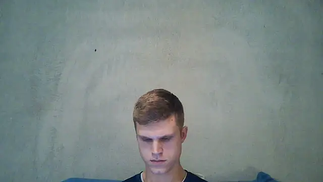 Chat +18 de NinhoMorango ao vivo