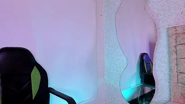 Chat XXX ao vivo de adalya_y
