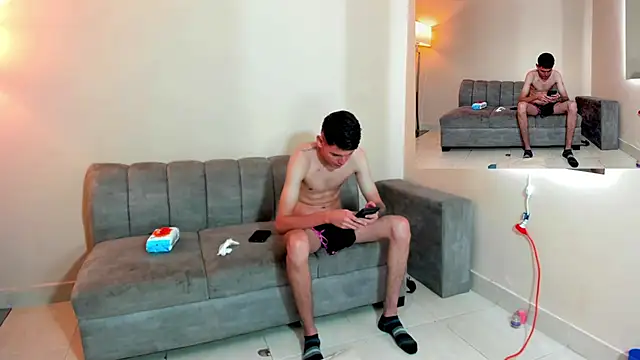 nickybigboobs' Live XXX Chat