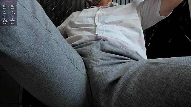 Hairy_Dad86 即時 XXX 聊天
