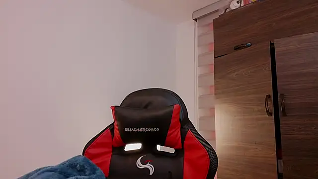 selene_red_'s Live XXX Chat