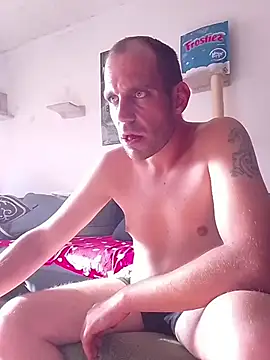 Codymc89's Live XXX Chat