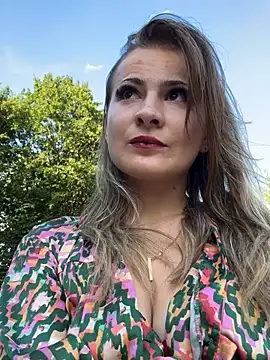 IsabellaEtha Chat XXX live