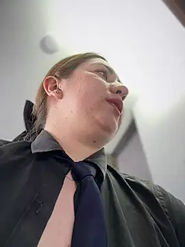 suzy-111's Webcam Show