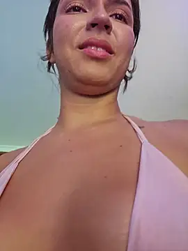 Kitty_San_xXx Adlı Modelin Canlı XXX Sohbeti