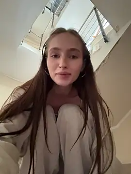 -missbehaving- Live XXX Chat