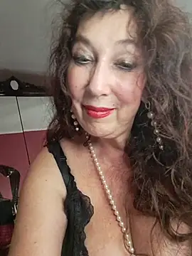 GypsyEsmeralda live XXX chat