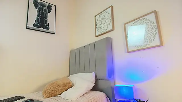 Chat +18 de mary_cute9 ao vivo