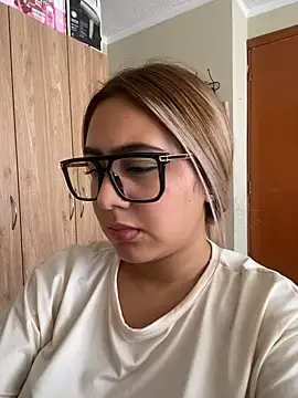 Miabonnett_'s Live XXX Chat