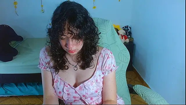 sajecrismaa's Live XXX Chat