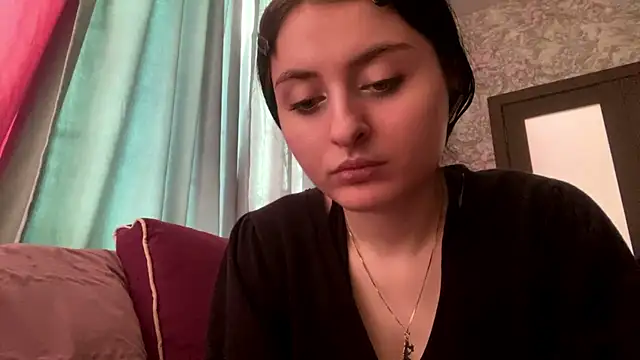 RochelleTrossbach live XXX chat