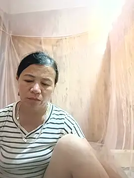แชท XXX สดของ Chilly-wet